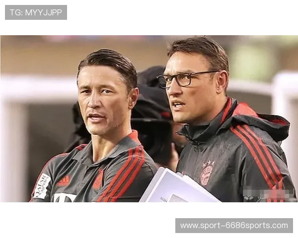 足球巨星助教揭秘：如何通过球场经验帮助年轻球员快速成长